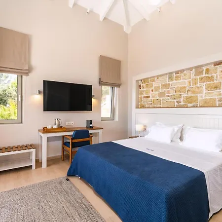 Villa Synthesis *